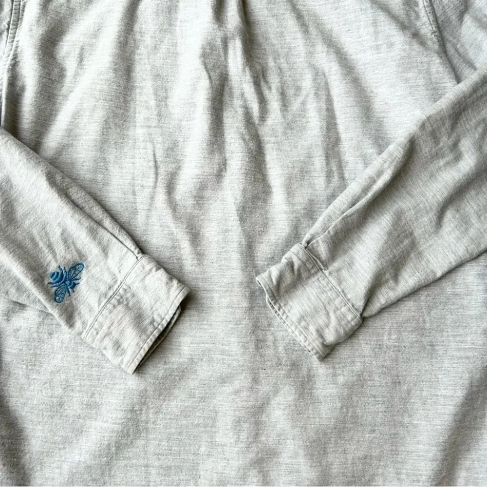 AEO Cotton Button Down Seriously Soft Shirt with Customized Bees Embroidery - Picture 12 of 13